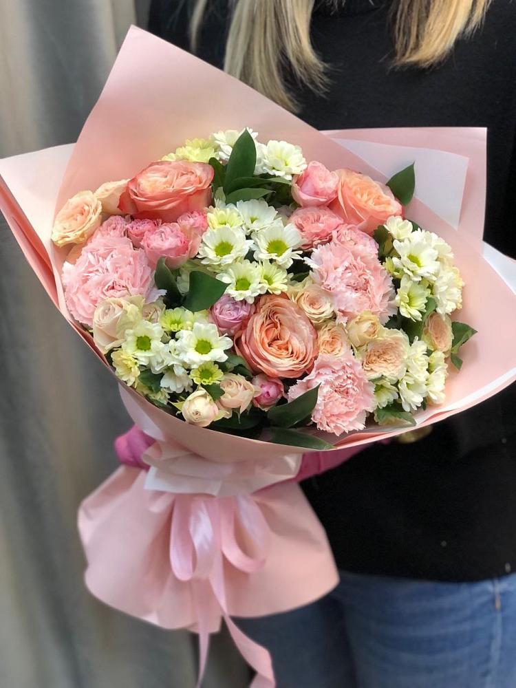 Букет цветов из: Гвоздики, Розы и Хризантемы в Тасеево