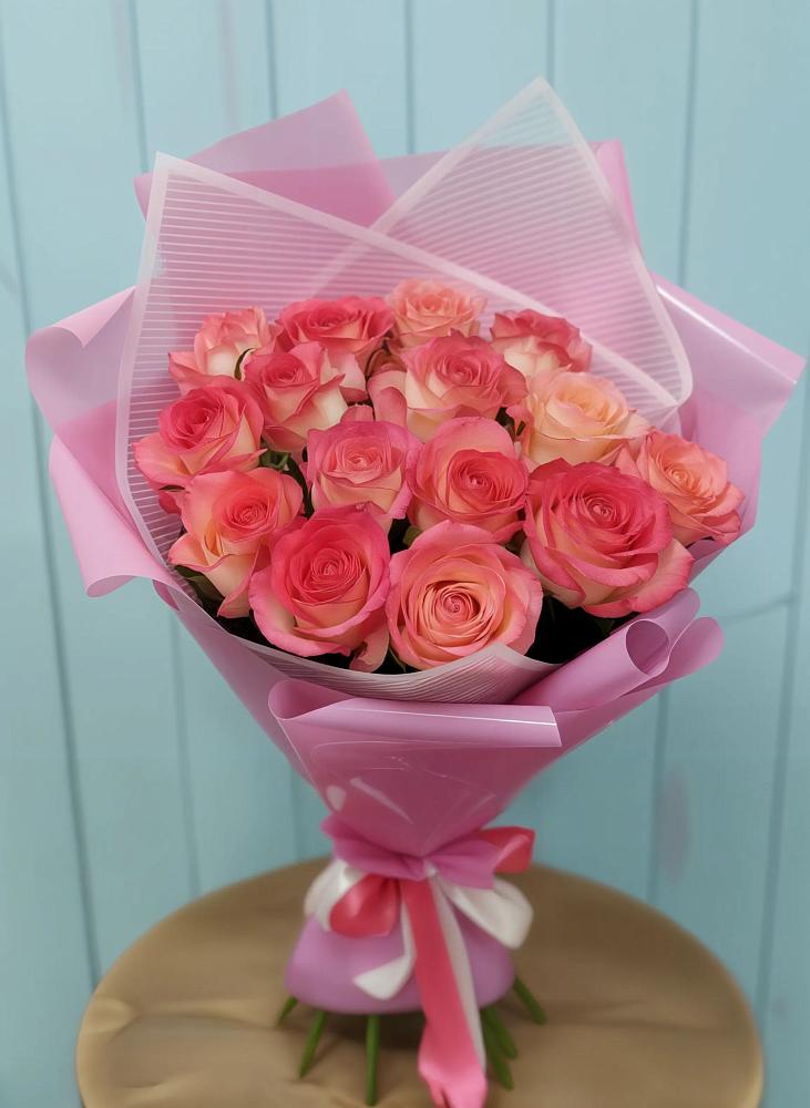 Букет 15 Розовых роз Равель в Тасеево