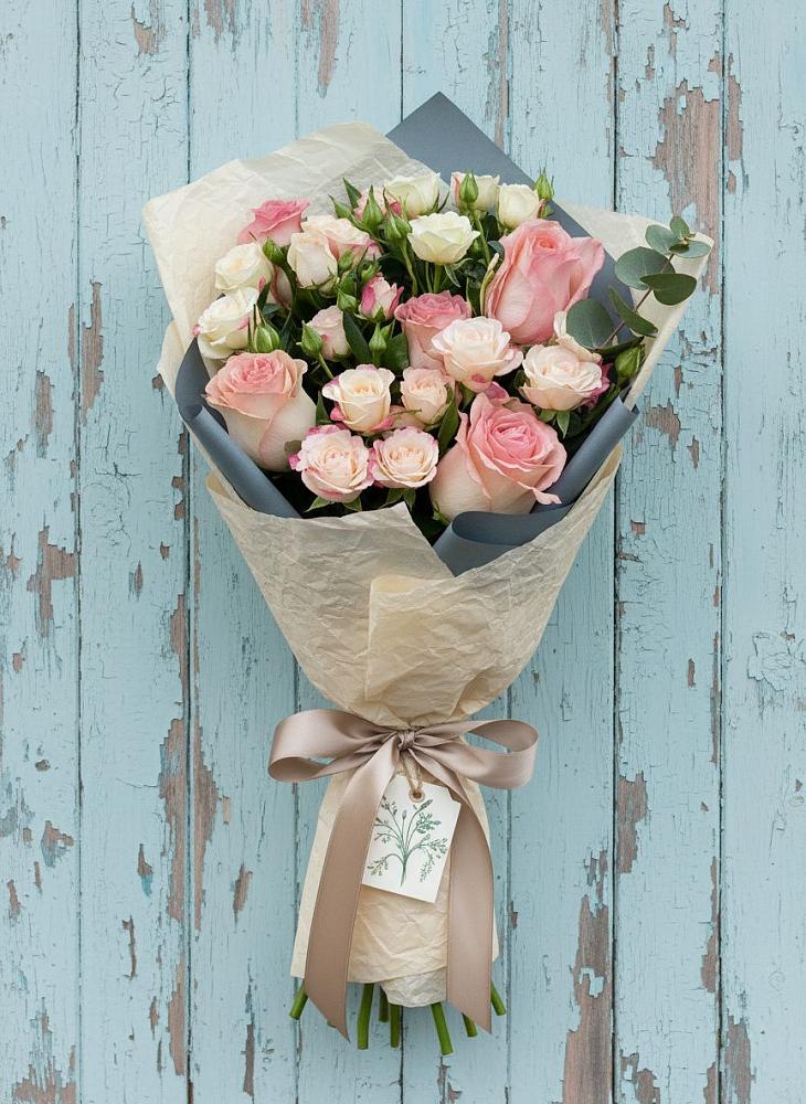 Букет цветов из: Розы в Тасеево