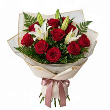 Букет цветов из:  Лилии и Розы в Тасеево