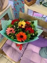 Букет цветов из:  Герберы, Хризантемы и Альстромерии #REPLACE_PRED# Тасеево