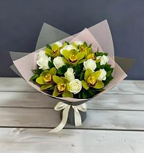 Букет цветов из:  Орхидеи и Розы в Тасеево