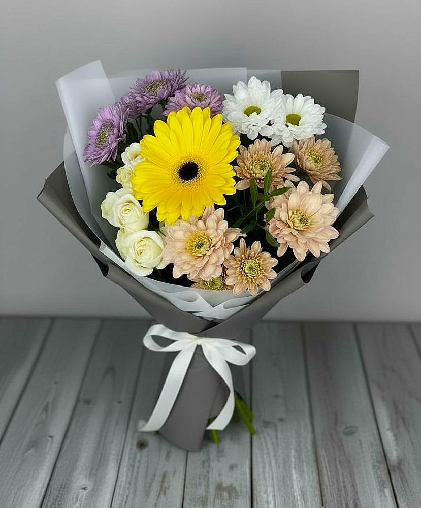 Букет цветов из: Розы, Герберы и Хризантемы в Тасеево