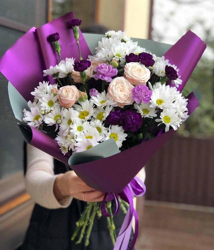 Букет цветов из: Хризантемы, Гвоздики и Розы в Тасеево