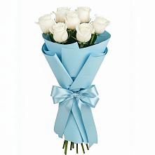 Букет 7 белых роз Проуд в Тасеево