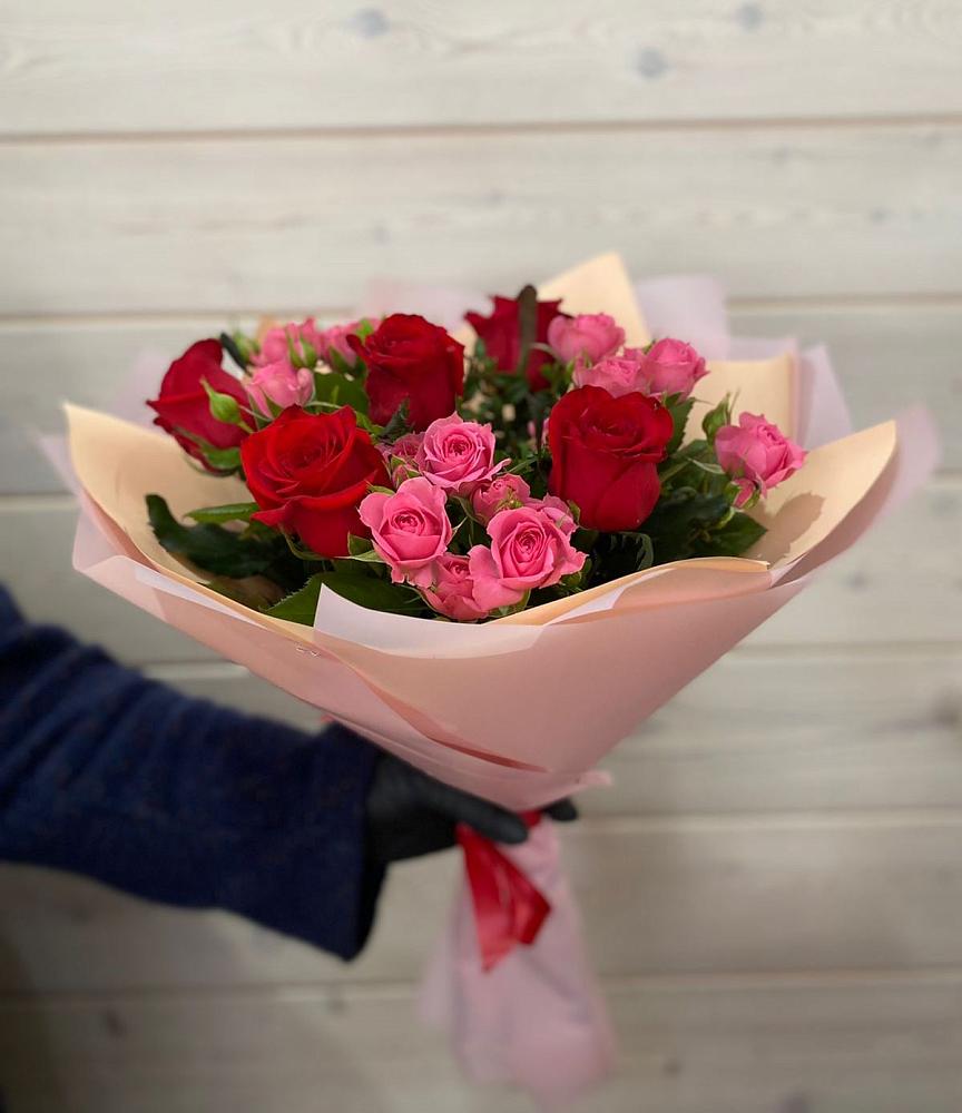 Букет цветов из: Розы в Тасеево