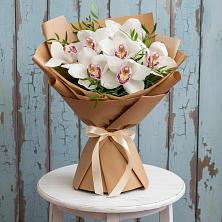 Букет цветов из:  Орхидеи и Розы в Тасеево